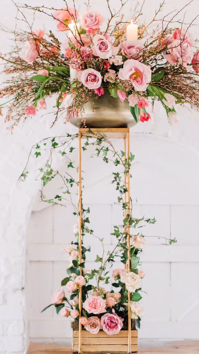 A reminder of what you can create without the use of floral foam …..